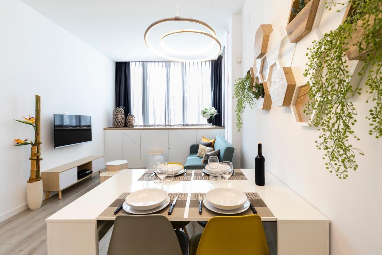 SYLVIA 1M - Precioso apartamento en primera línea de mar - céntrico - playa - wifi Empuriabrava Esterno foto