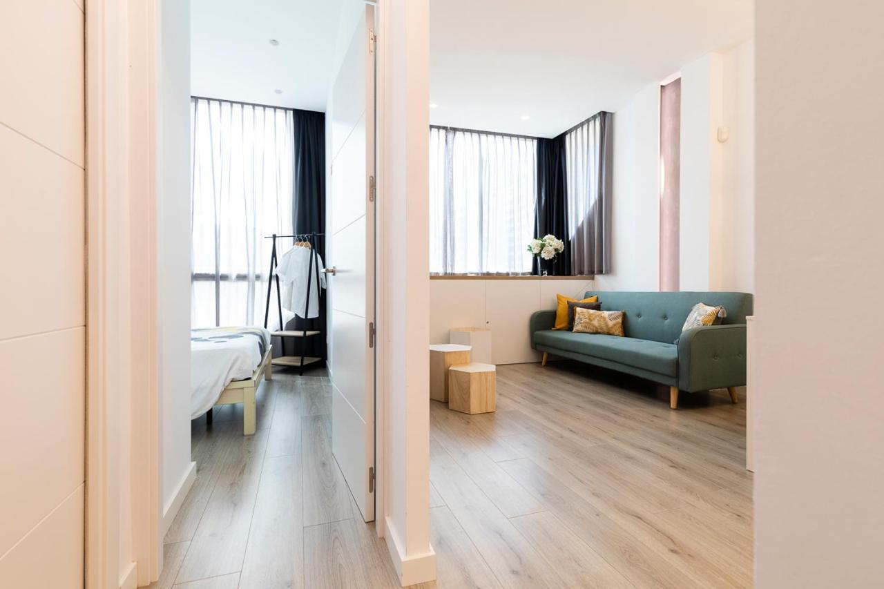 SYLVIA 1M - Precioso apartamento en primera línea de mar - céntrico - playa - wifi Empuriabrava Esterno foto